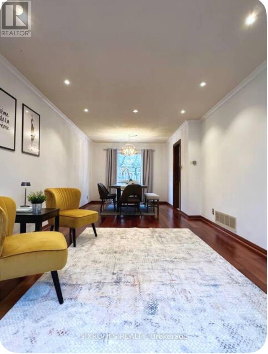 MAIN-43 Eleanor Circle, Richmond Hill, ON, L4C 6K6 - 4