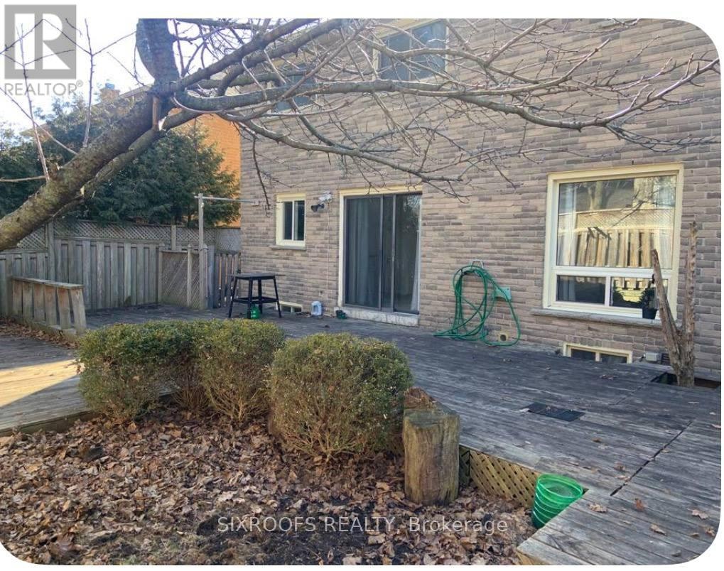 MAIN-43 Eleanor Circle, Richmond Hill, ON, L4C 6K6 - 9