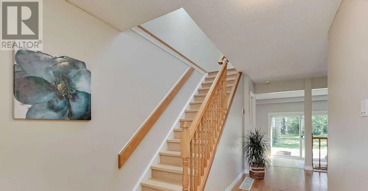 711 Leeder Court, Newmarket, ON, L3Y 5A8 - 8