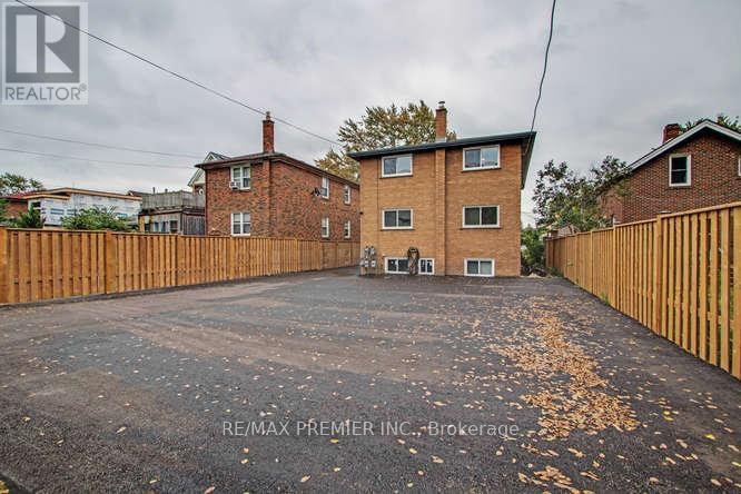2-52 Vanevery Road, Toronto, ON, M8V 1Y6 - 32
