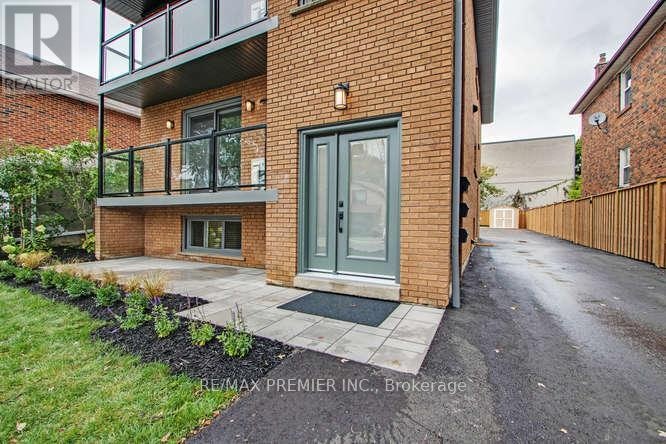 2-52 Vanevery Road, Toronto, ON, M8V 1Y6 - 5