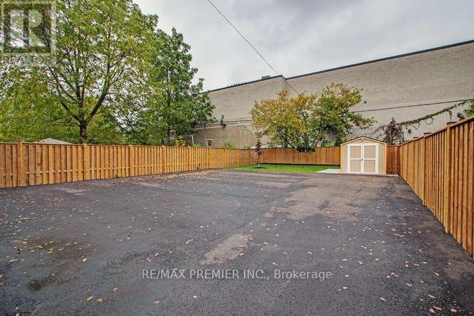 2-52 Vanevery Road, Toronto, ON, M8V 1Y6 - 30