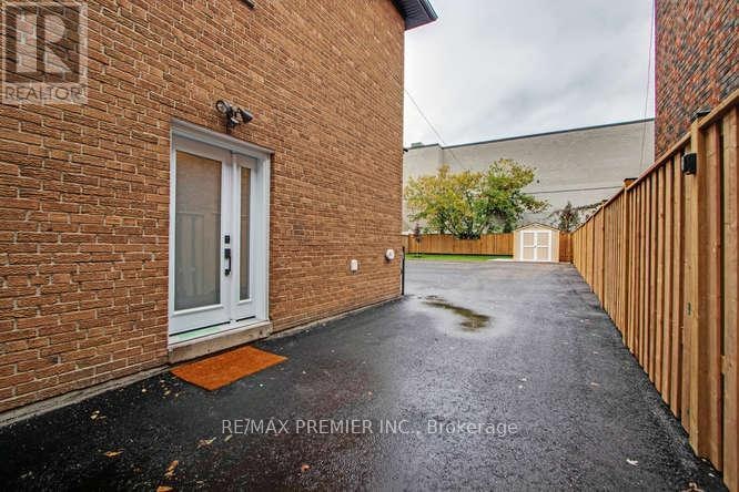 2-52 Vanevery Road, Toronto, ON, M8V 1Y6 - 29