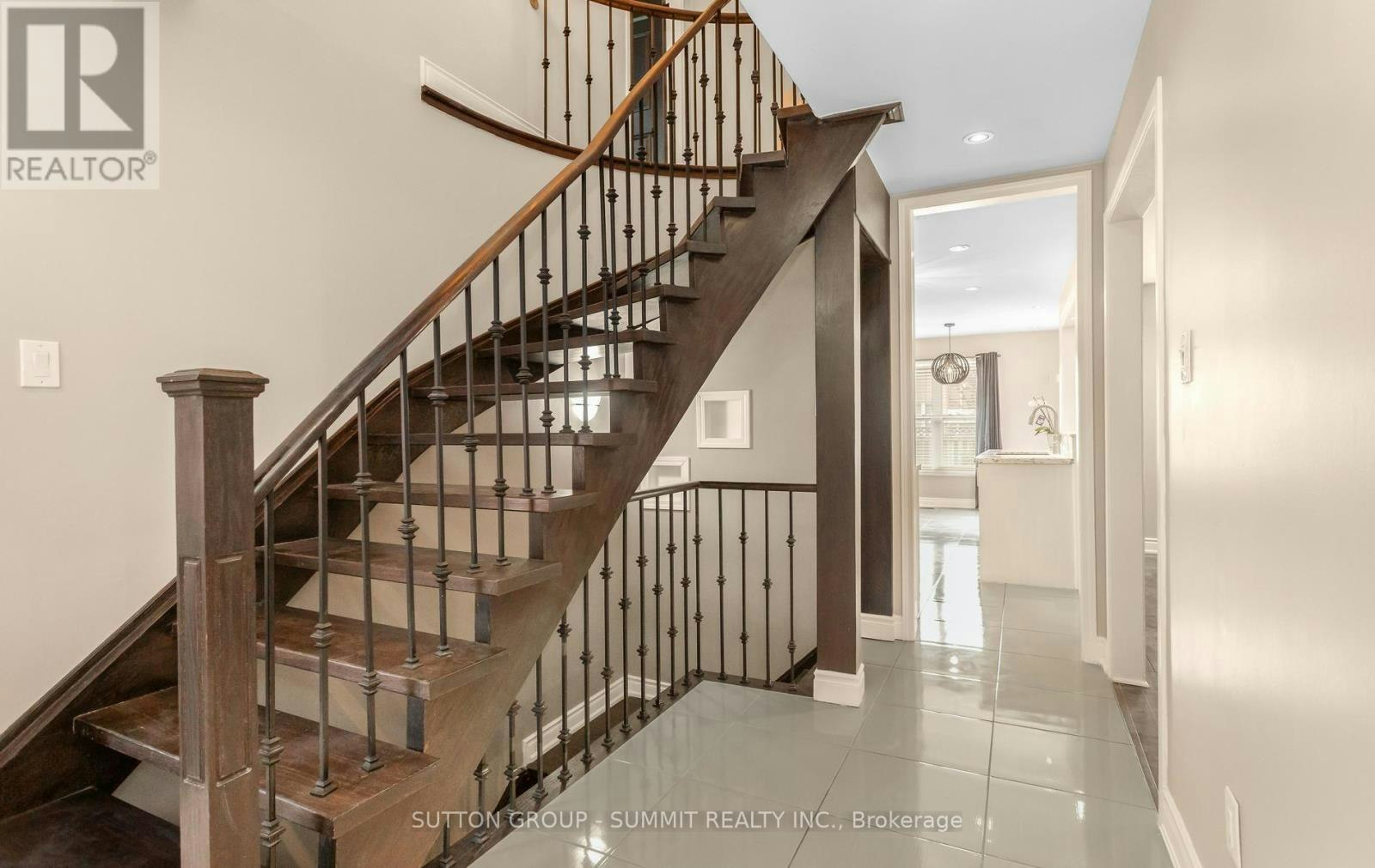 7136 Baywood Court, Mississauga, ON, L5N 5N6 - 5
