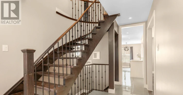 7136 Baywood Court, Mississauga, ON, L5N 5N6 - 5