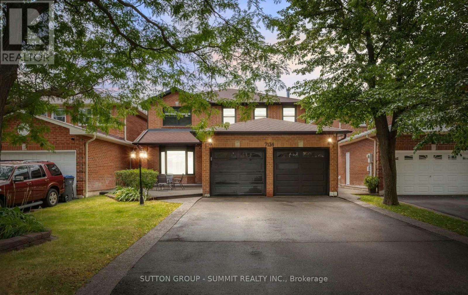 7136 Baywood Court, Mississauga, ON, L5N 5N6