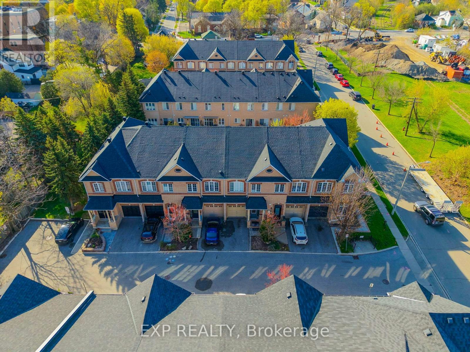 6 Purple Finch Court, Brampton, ON, L6X 5A3