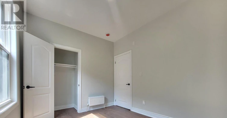 2-49 Vine Avenue, Toronto, ON, M6P 1V6 - 9