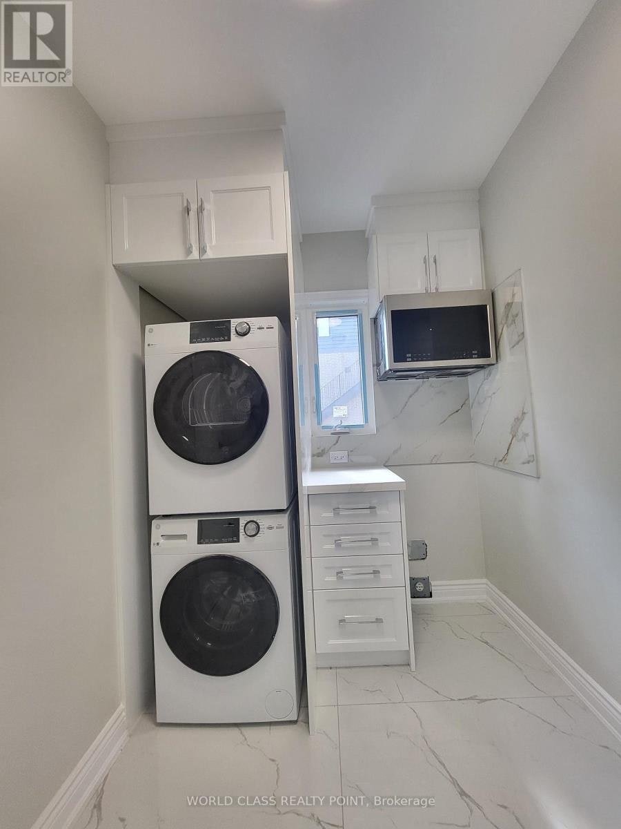 2-49 Vine Avenue, Toronto, ON, M6P 1V6 - 7