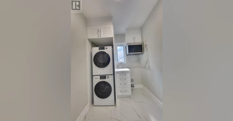 2-49 Vine Avenue, Toronto, ON, M6P 1V6 - 7