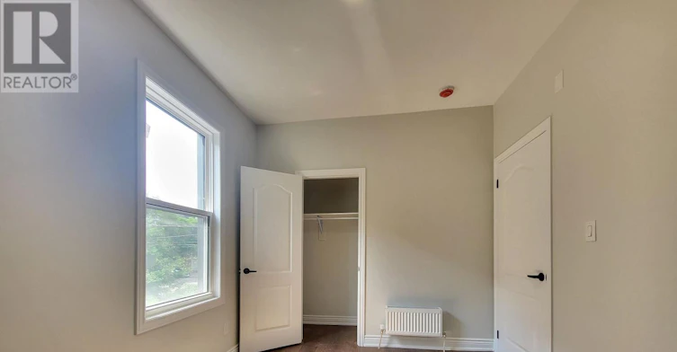 2-49 Vine Avenue, Toronto, ON, M6P 1V6 - 8