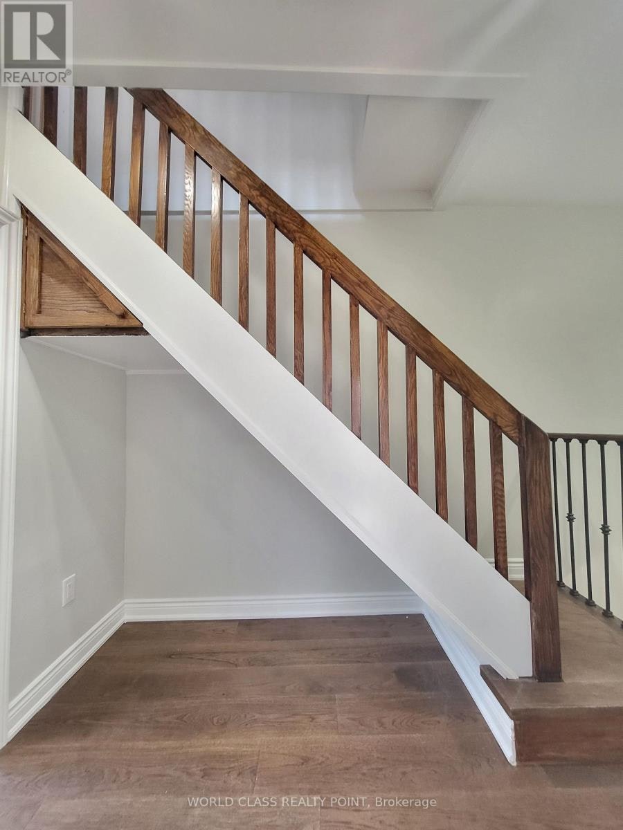 2-49 Vine Avenue, Toronto, ON, M6P 1V6 - 16