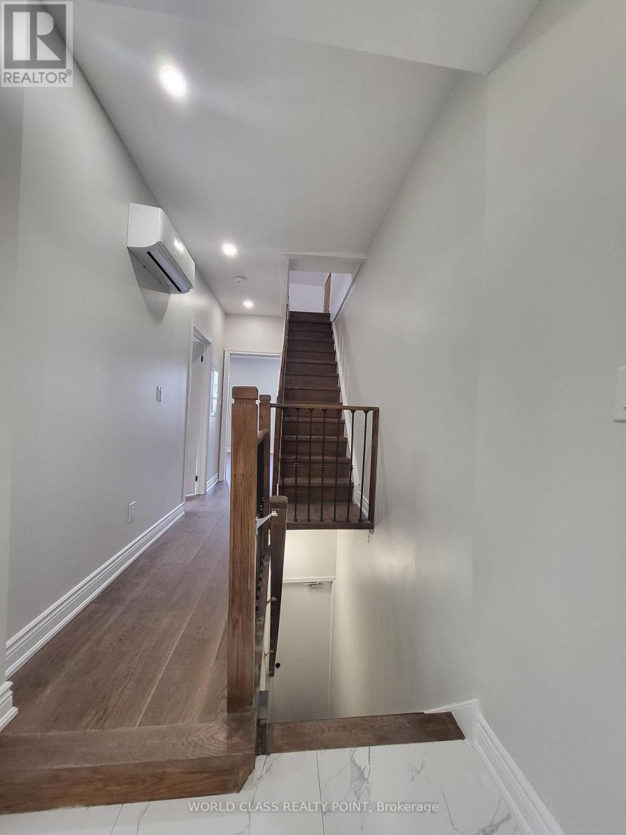 2-49 Vine Avenue, Toronto, ON, M6P 1V6 - 15