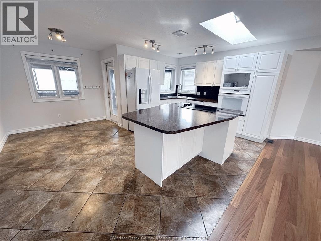 1597 Whitewood, Lakeshore, ON, N0R 1A0 - 4