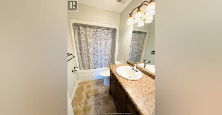 10948 Little River Boulevard, Windsor, ON, N8P 1X3 - 8