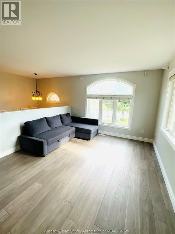 10948 Little River Boulevard, Windsor, ON, N8P 1X3 - 3