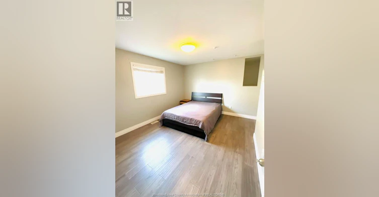10948 Little River Boulevard, Windsor, ON, N8P 1X3 - 4