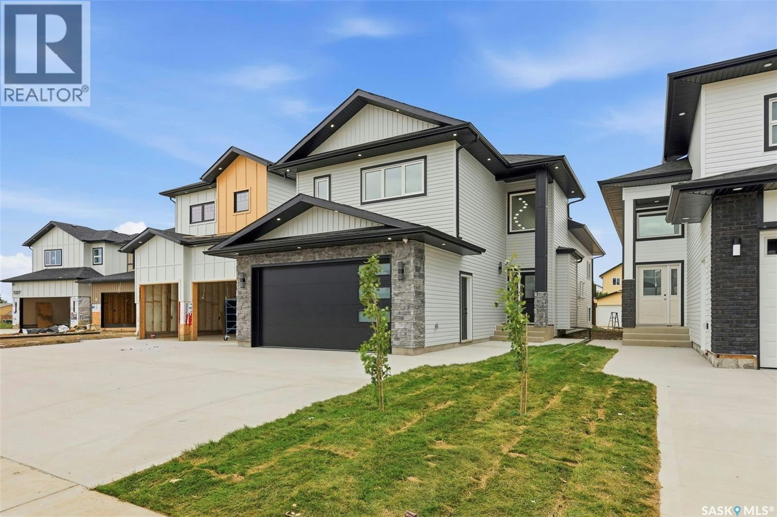 1215 Nightingale Terrace, Saskatoon, SK, S7L 7R6