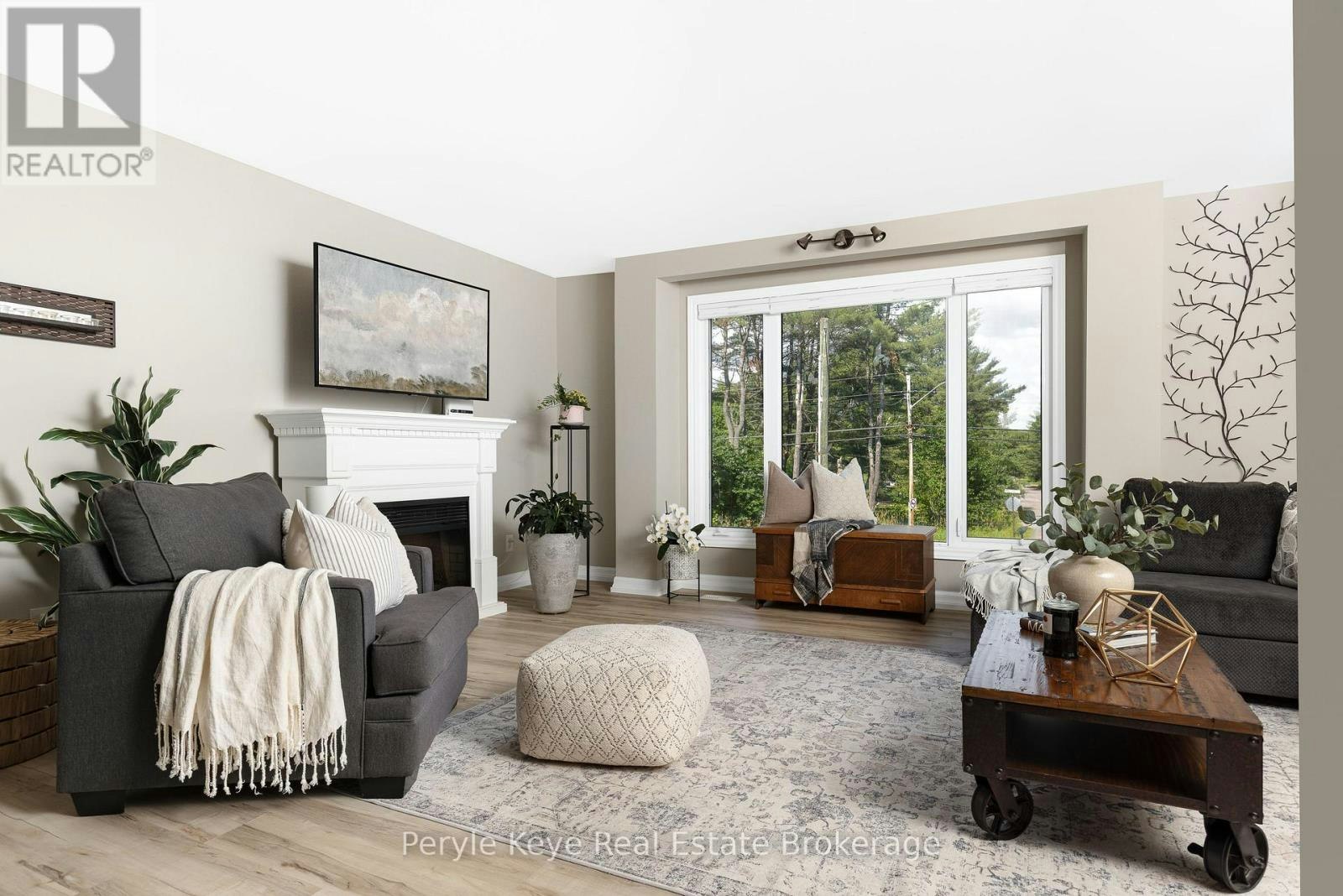 820 Manitoba Street, Bracebridge, ON, P1L 0K8