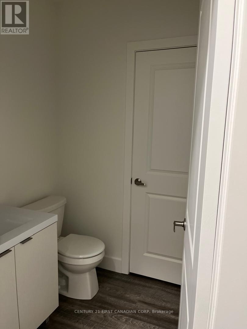 93-234 Edgevalley Road, London, ON, N5V 0E3 - 15