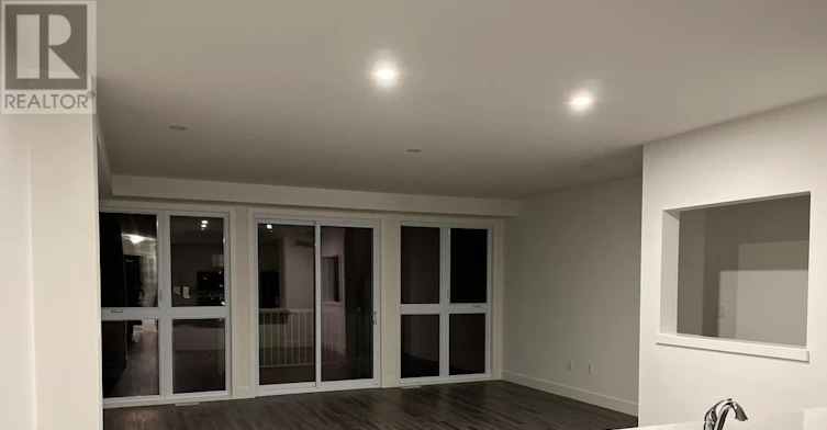 93-234 Edgevalley Road, London, ON, N5V 0E3 - 5