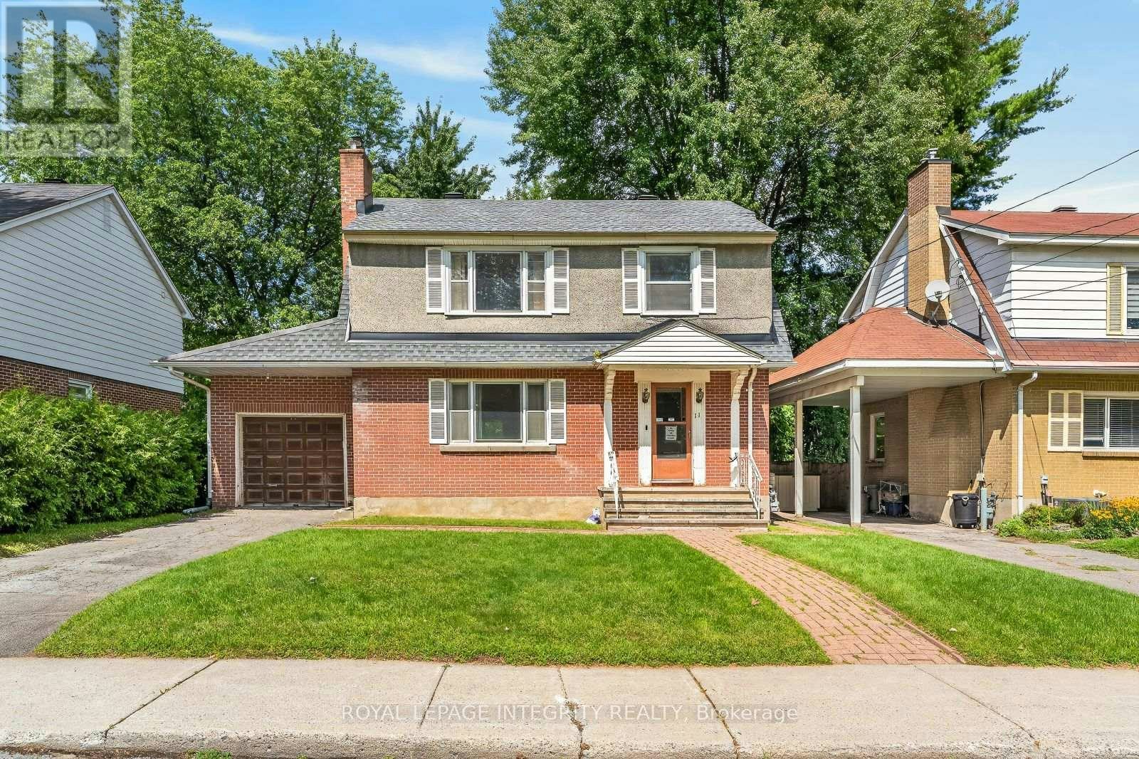 11 Toronto Street, Ottawa, ON, K1S 0N1