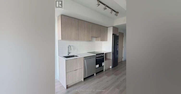3006-395 Bloor Street E, Toronto, ON, M4W 0B4 - 2