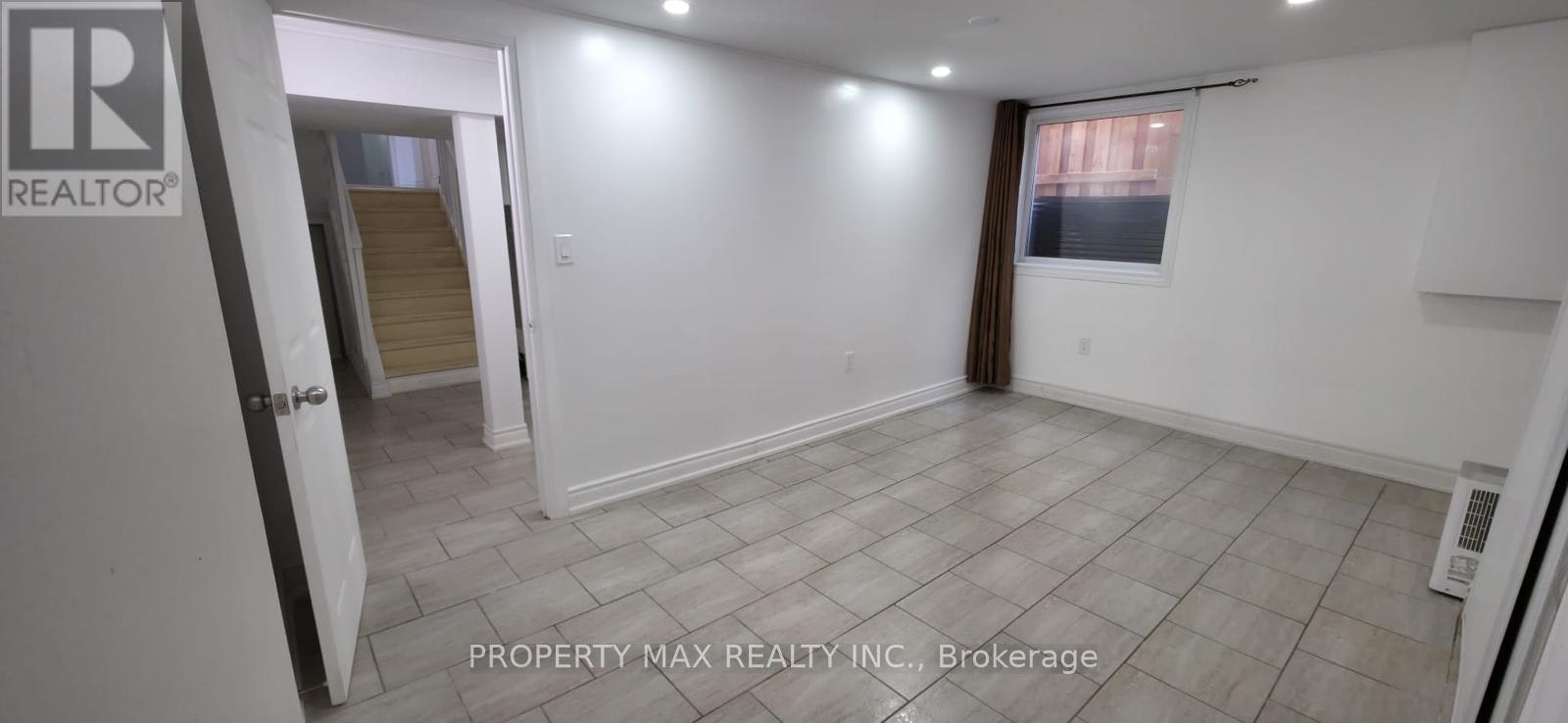 BSMT-30 Glenabbey Drive, Clarington, ON, L1E 1B8 - 9