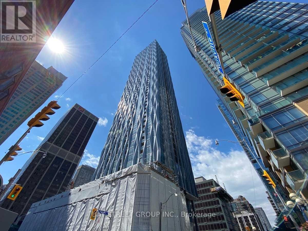 4602-1 Yorkville Avenue, Toronto, ON, M4W 0B1