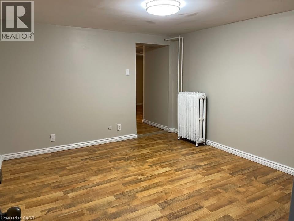 62 Euclid Avenue, Waterloo, ON, N2L 1Z3 - 6