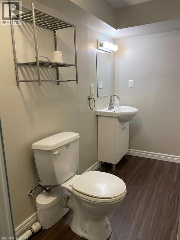 62 Euclid Avenue, Waterloo, ON, N2L 1Z3 - 9