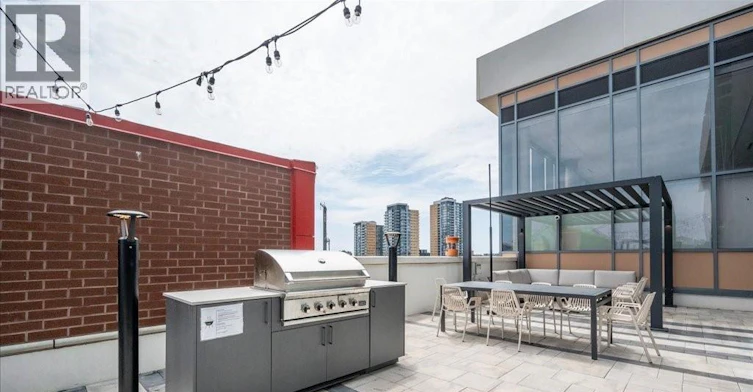 5 Wellington Street, Kitchener, ON, N2G 0E3 - 22