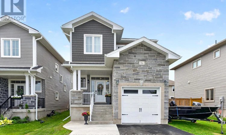 524 Beth Crescent