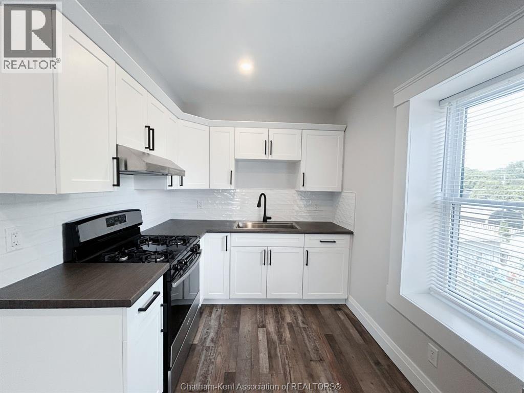 247 Selkirk Street, Chatham-Kent, ON, N7L 1Z5 - 2