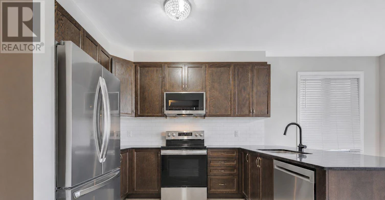 109 Falabella Street, Ottawa, ON, K2S 0X7 - 9