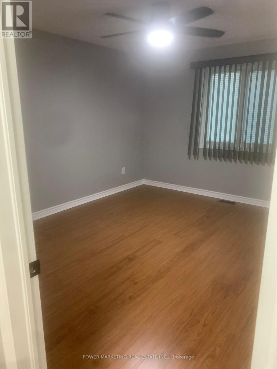 100-902 Notre Dame Street, Russell, ON, K0A 1W0 - 5