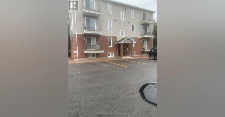 100-902 Notre Dame Street, Russell, ON, K0A 1W0
