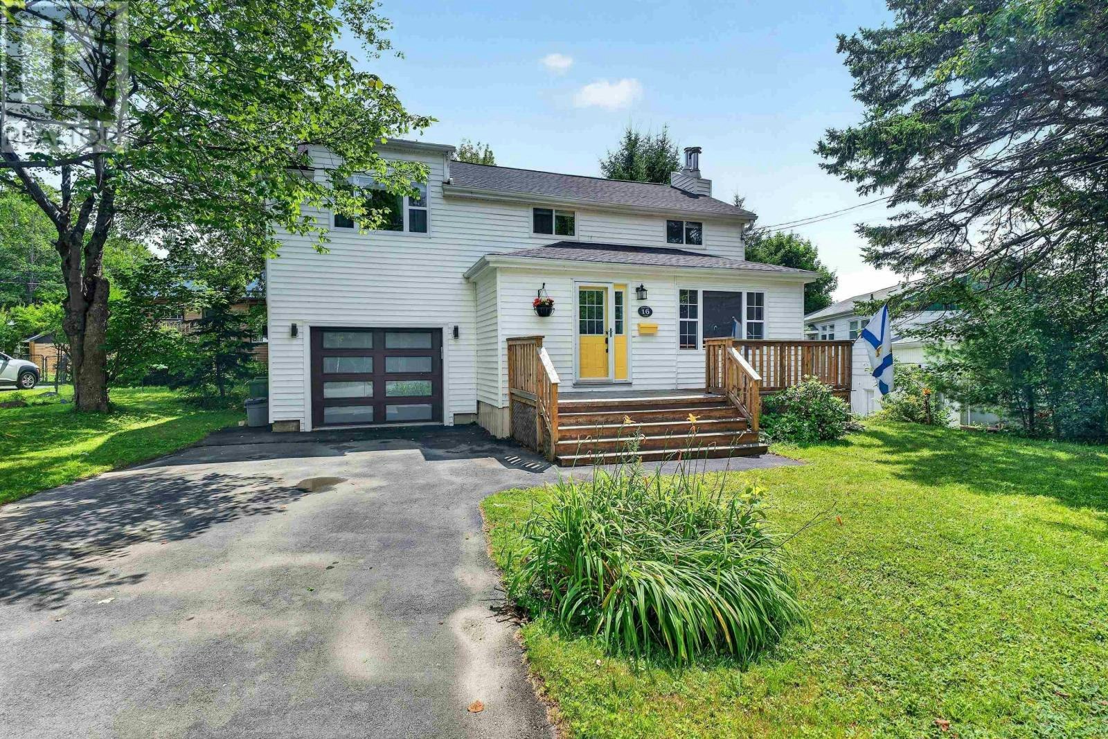16 Wilcot Lane, Dartmouth, NS, B2X 2S9