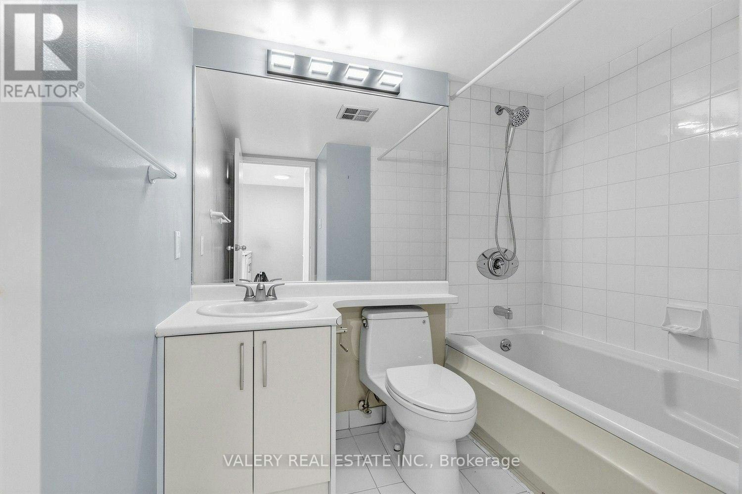 2910-10 Yonge Street, Toronto, ON, M5E 1R4 - 18