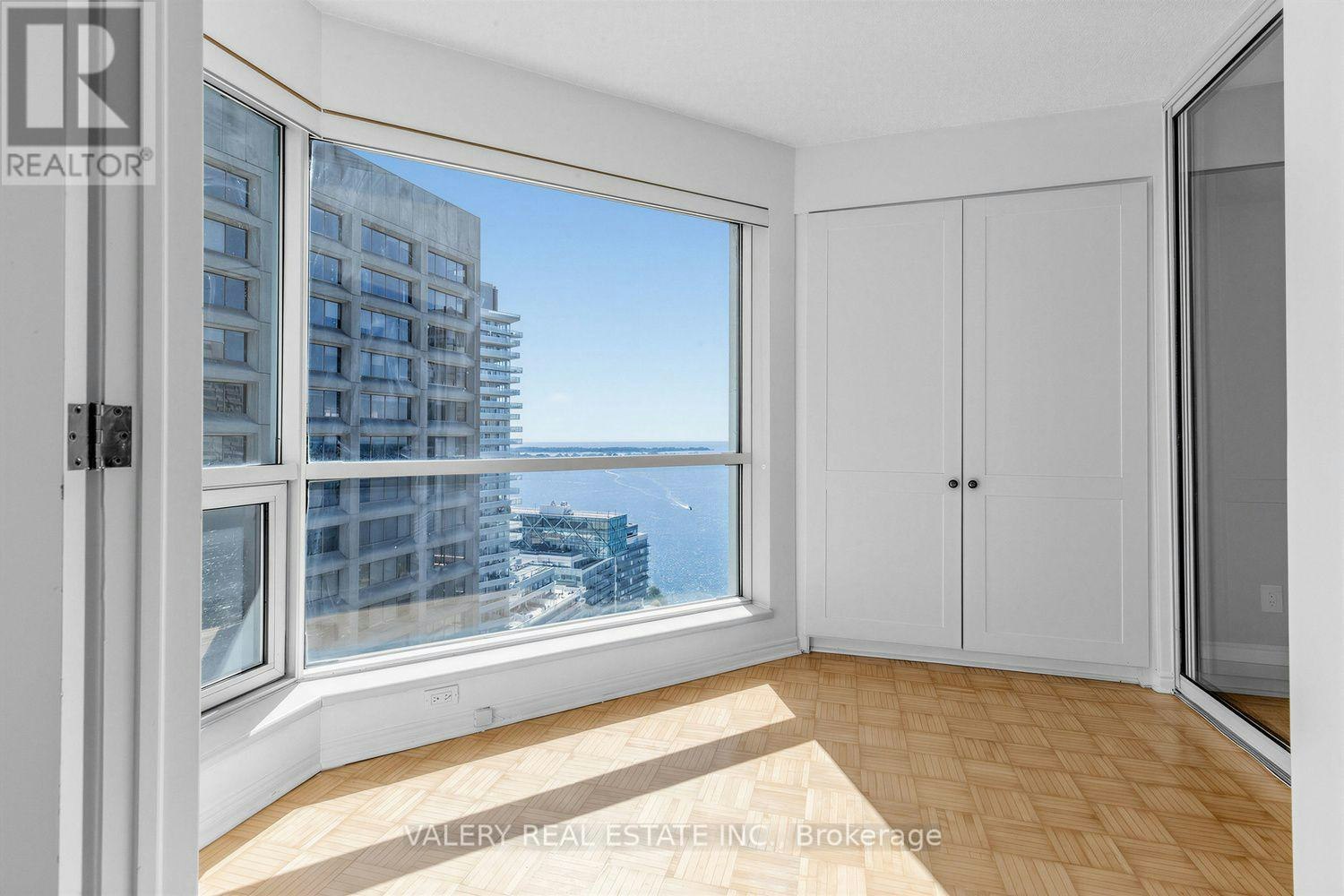 2910-10 Yonge Street, Toronto, ON, M5E 1R4 - 14