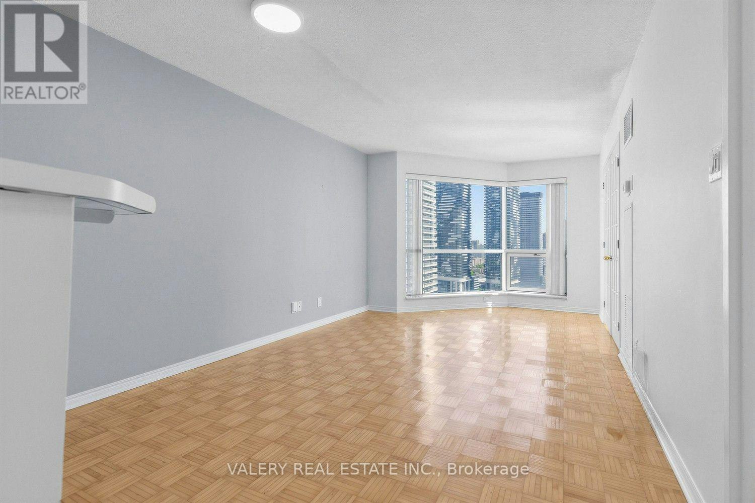 2910-10 Yonge Street, Toronto, ON, M5E 1R4 - 7