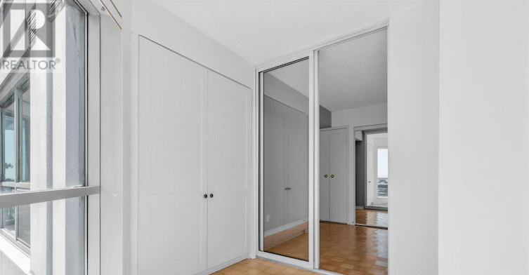 2910-10 Yonge Street, Toronto, ON, M5E 1R4 - 15