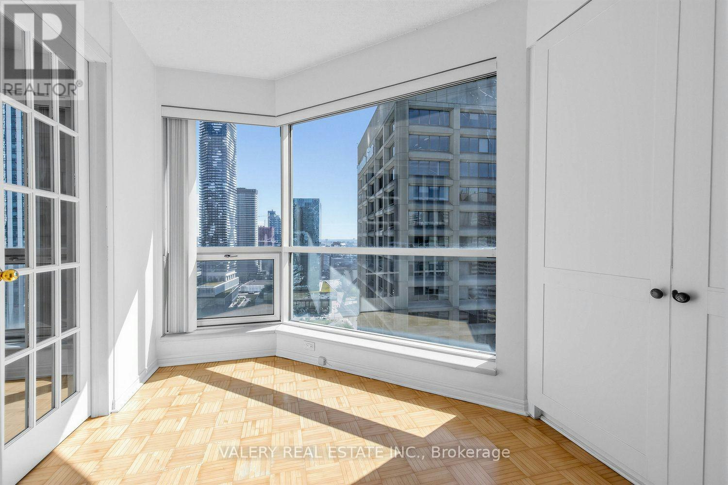 2910-10 Yonge Street, Toronto, ON, M5E 1R4 - 13