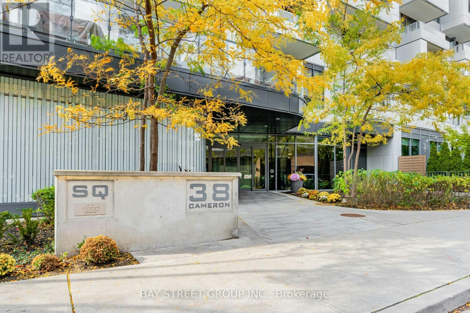 425-38 Cameron Street, Toronto, ON, M5T 0C3 - 2