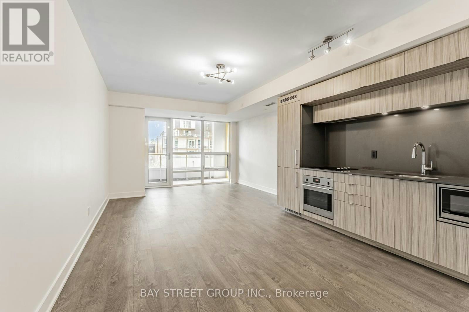 425-38 Cameron Street, Toronto, ON, M5T 0C3 - 4