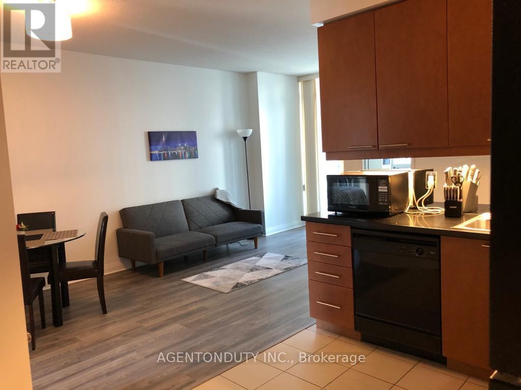 701-1121 Bay Street, Toronto, ON, M5S 3L9 - 8