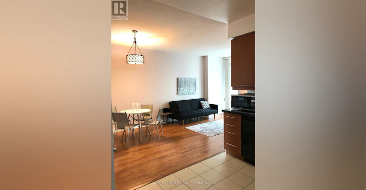 701-1121 Bay Street, Toronto, ON, M5S 3L9 - 3