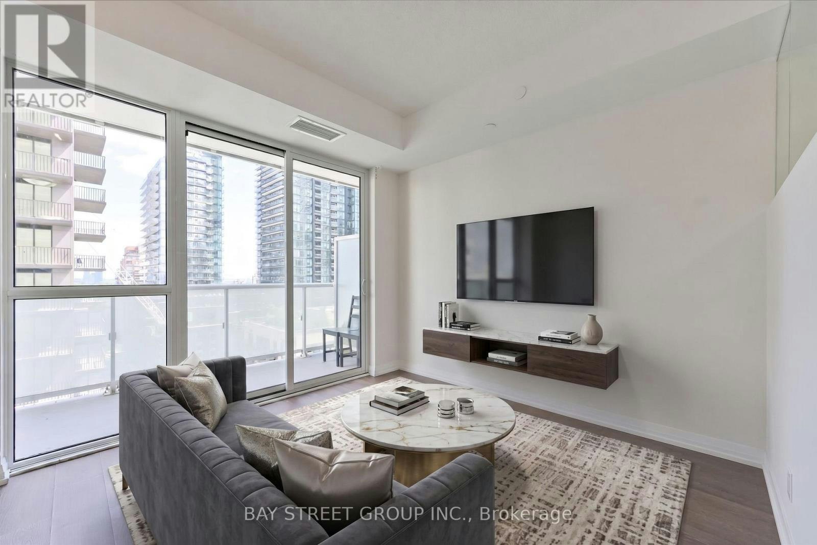 1106-101 Erskine Avenue, Toronto, ON, M4P 0C5