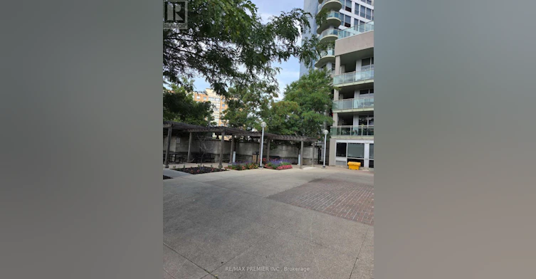 819-1600 Keele Street, Toronto, ON, M6N 5J1 - 3