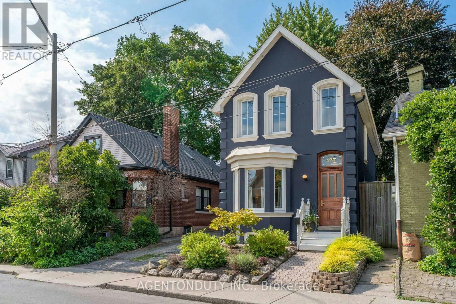 127 Peter Street, Hamilton, ON, L8R 1T7
